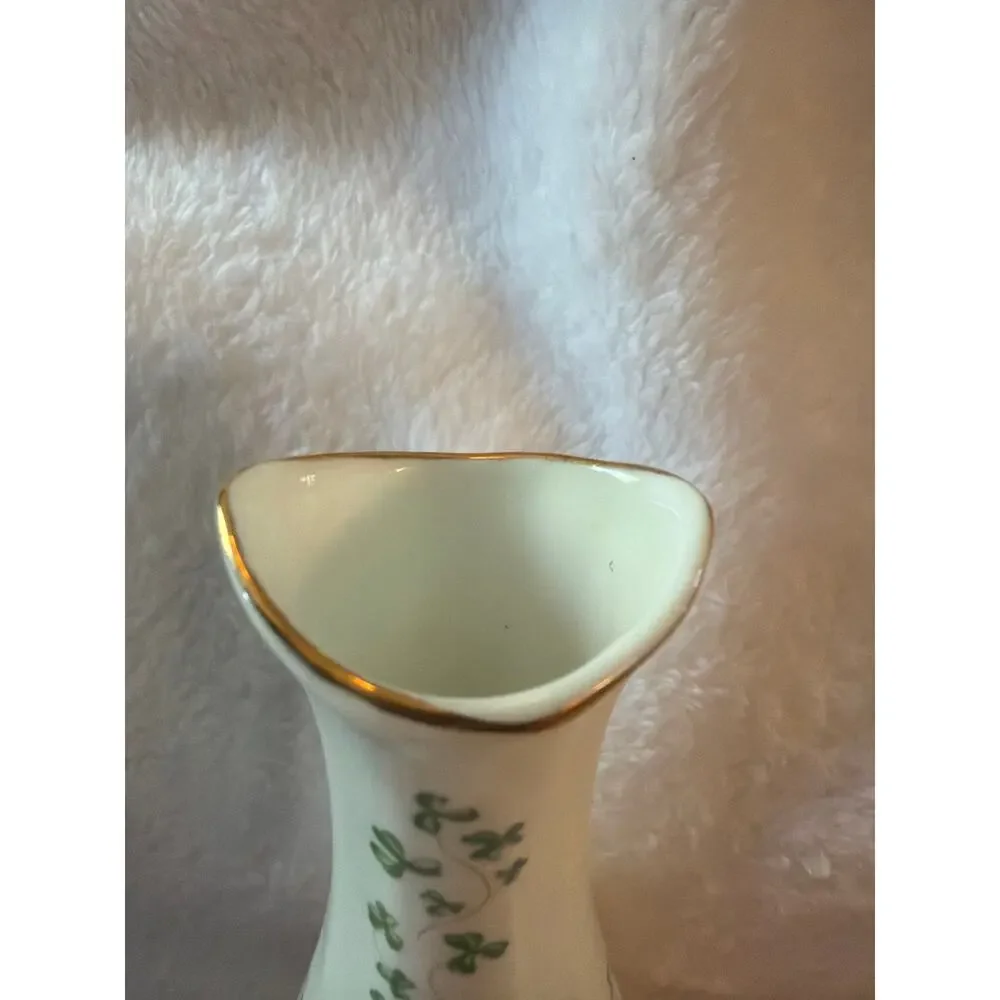 Royal Tara Ireland Shamrock Bud Vase Fine Bone China Hand Made Galway Gold